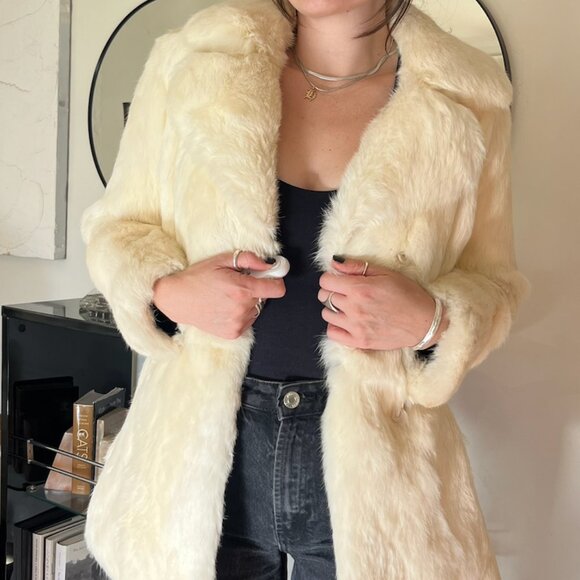 Genuine white/cream rabbit fur coat - Picture 4 of 15